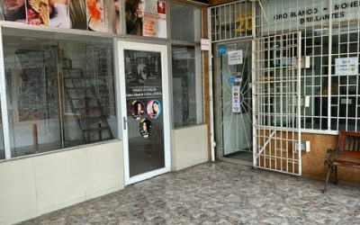 Local comercial pleno centro.